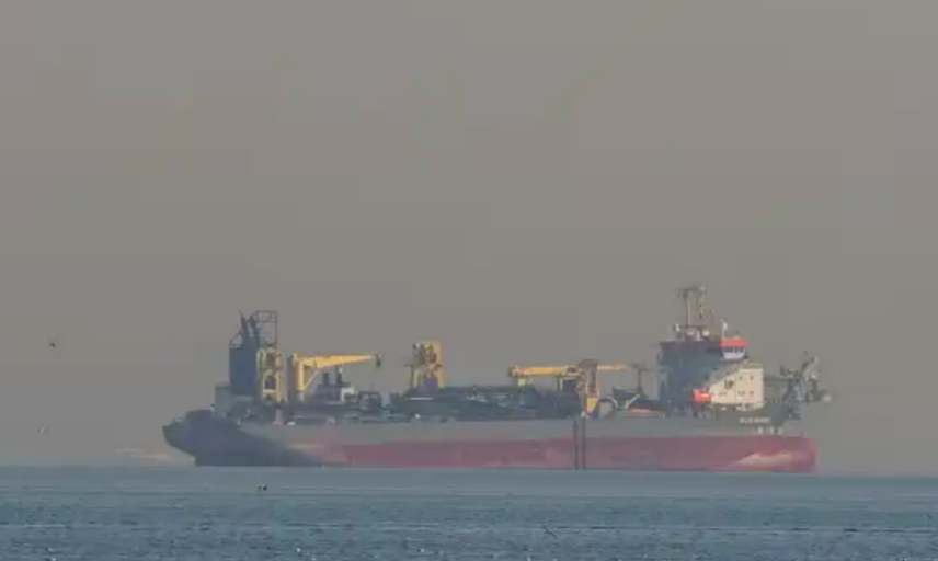 争夺霍尔木兹海峡，都拼了，但……